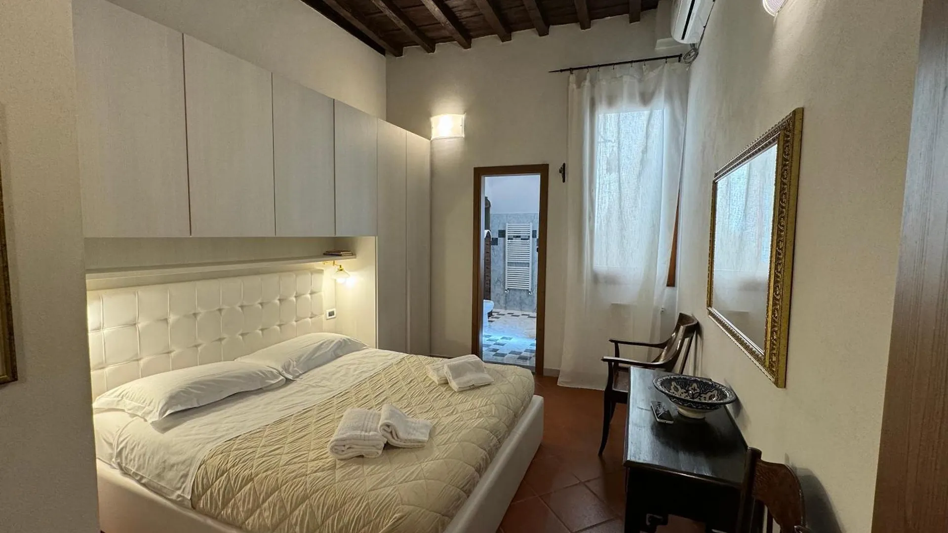 Pinti 12 Apartment Florence